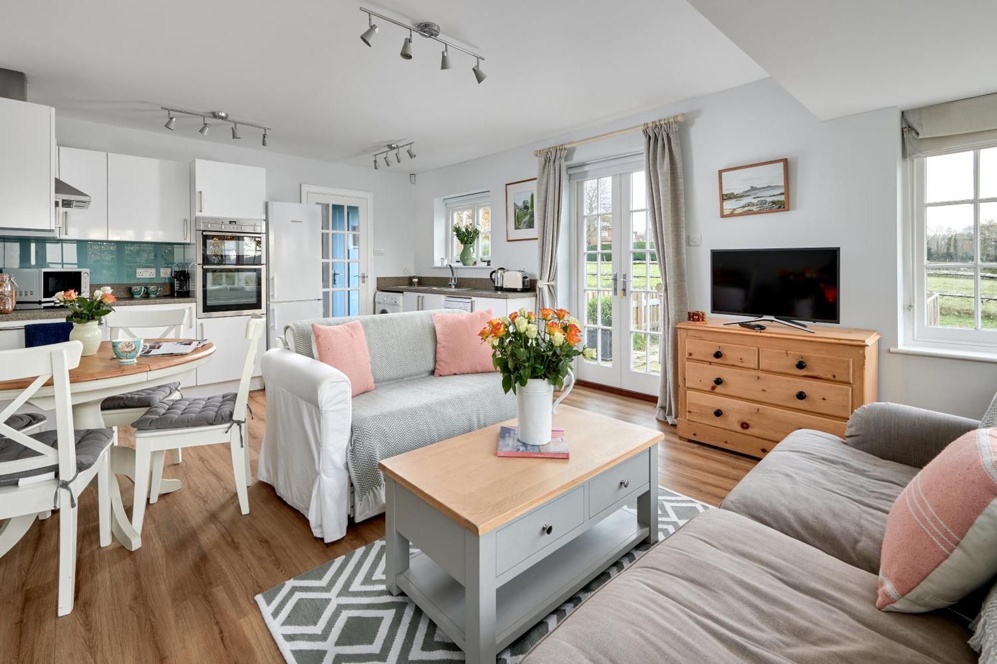 Garden Flat Near Goodwood With Stunning Views Appartement Petersfield Buitenkant foto